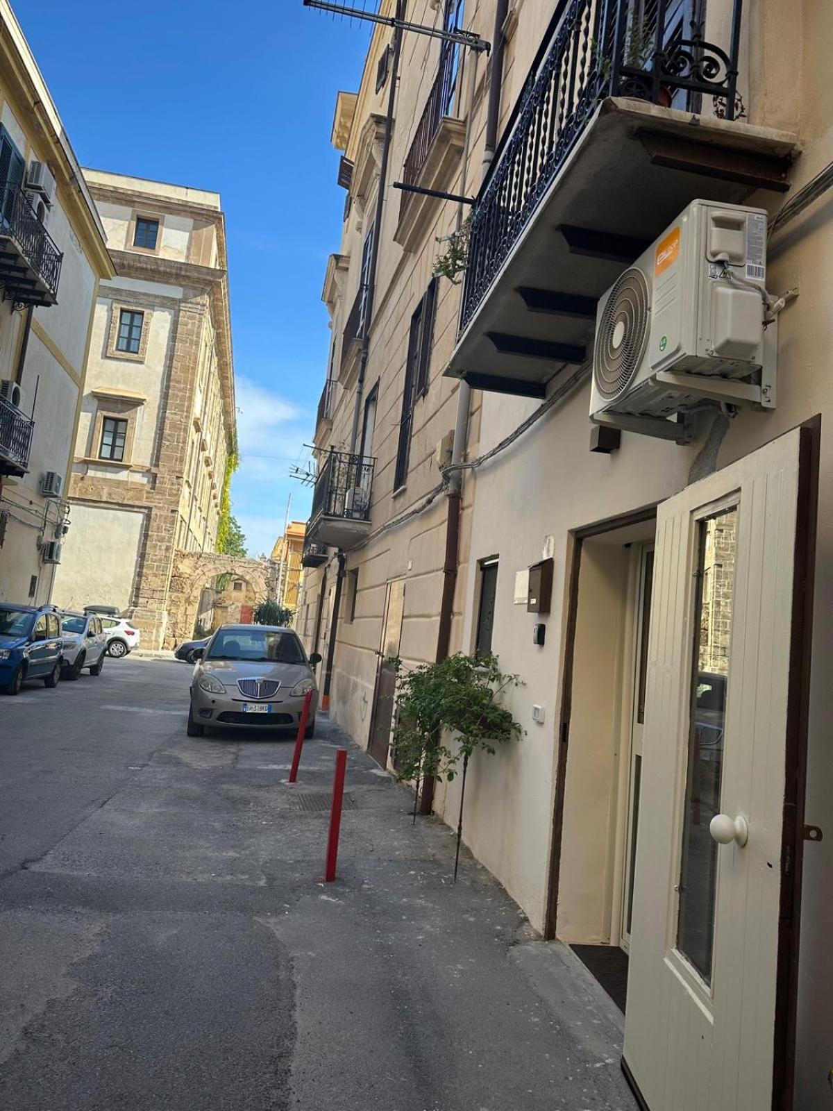Apartamento Scillo House Palermo Exterior foto